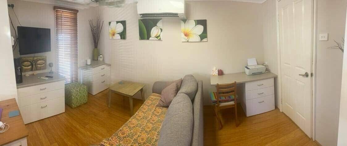 Digger's Rest Broome JUST BRING YOUR SUITCASE — image 9