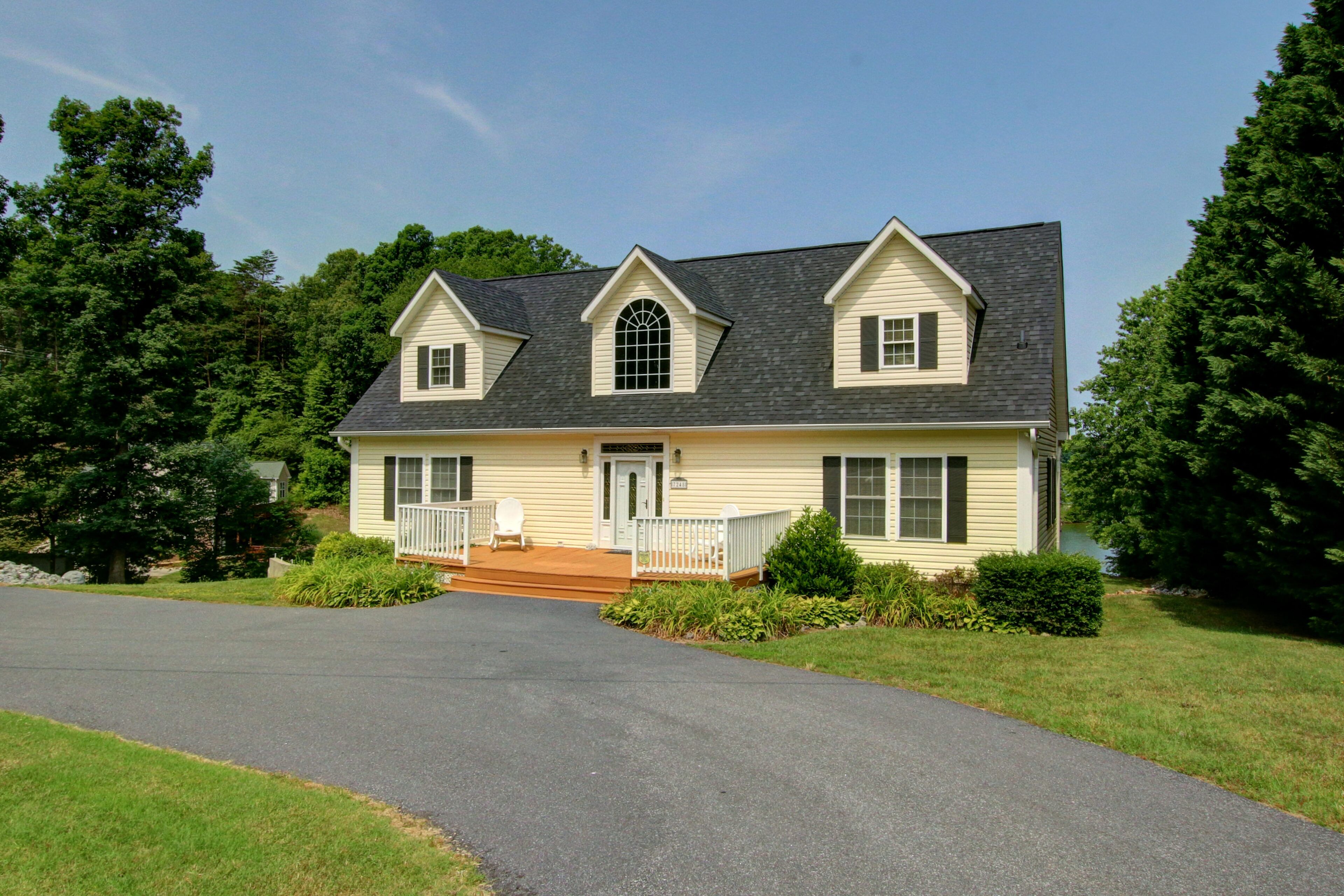 Waters Edge on Lake Norman