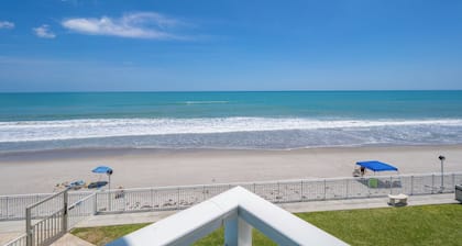 Oceanfront 2BR Condo w/ Private Balcony at Paradise Beach Club, Unit 341