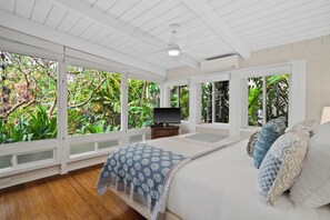 3 makuuhuonetta, silitysrauta/-lauta, vauvan matkasänky, ilmainen Wi-Fi