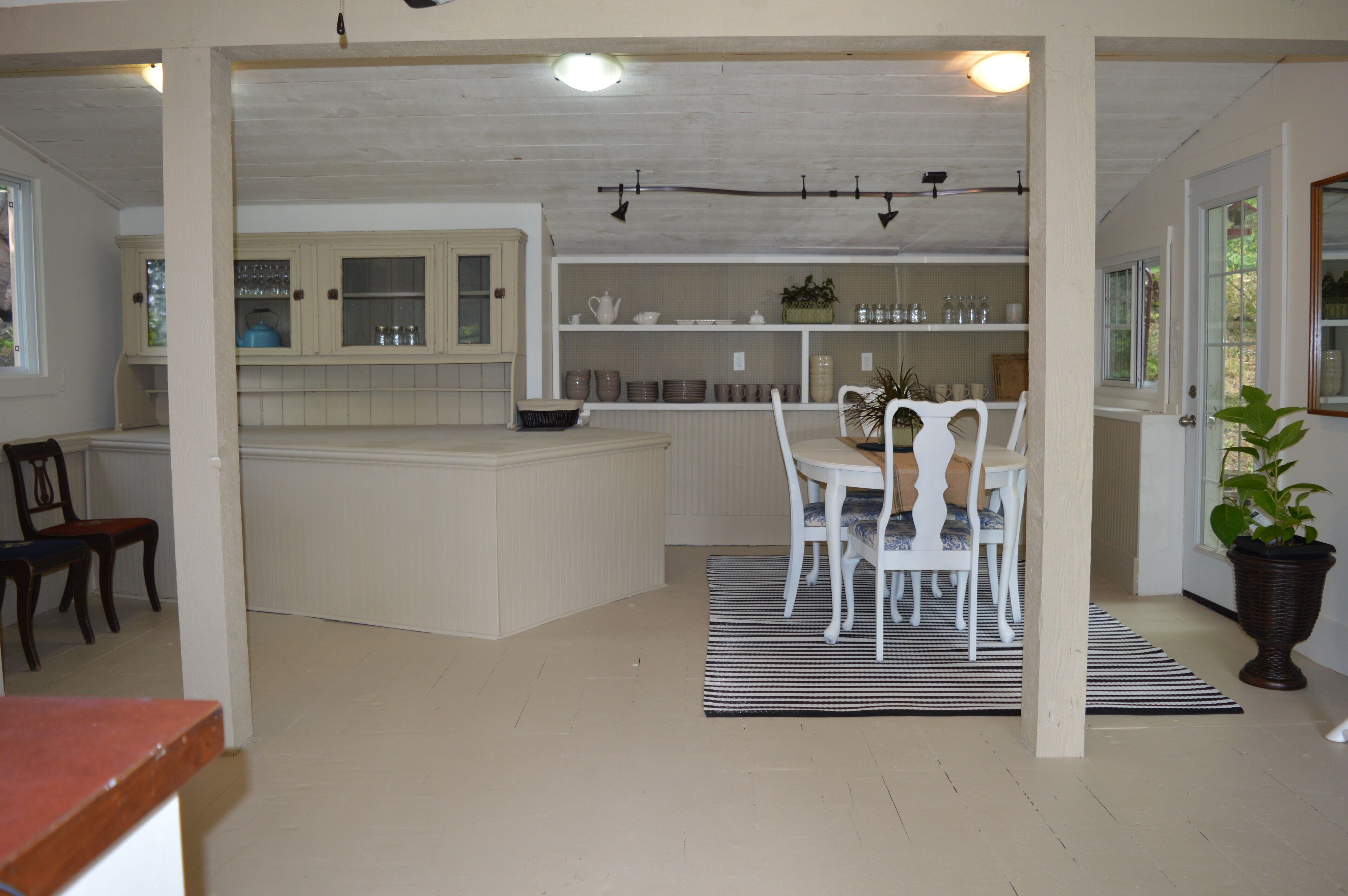 Rustic Charm By Beautiful Lake Muskoka