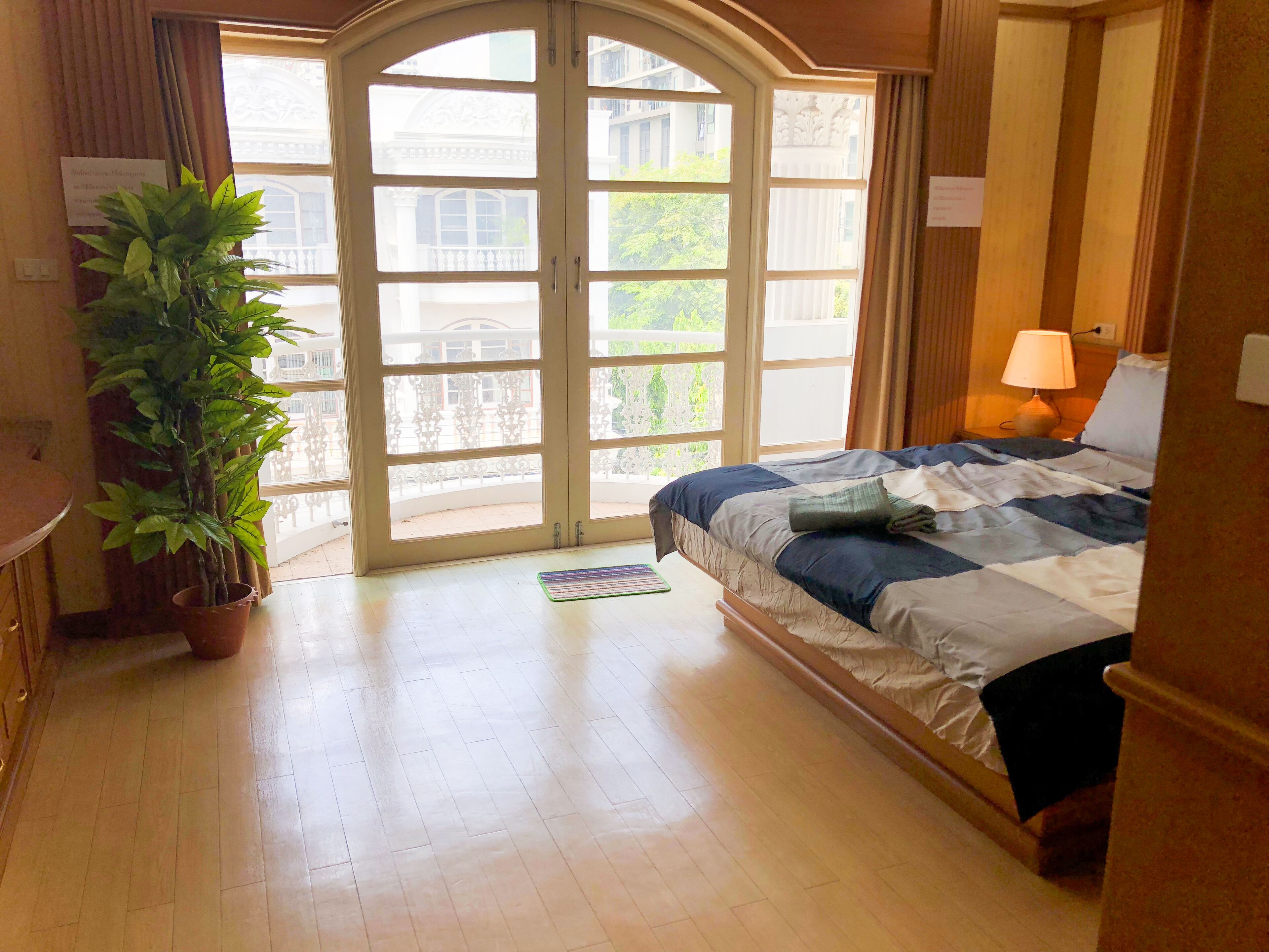 6 chambres, accès Internet