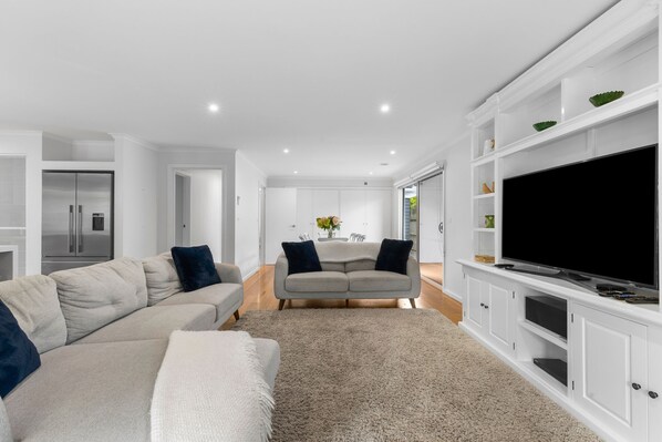 TV