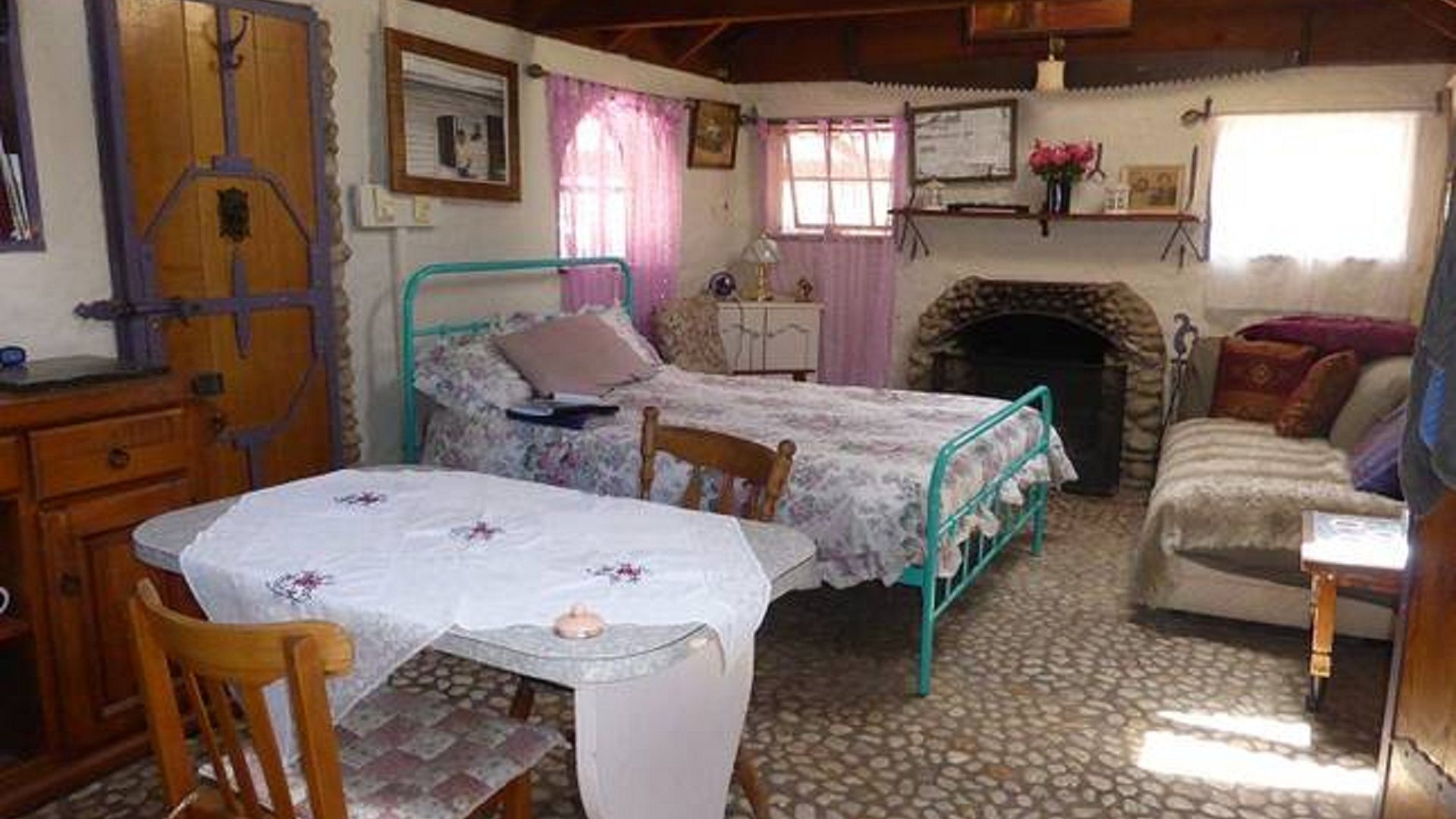 The Pebble House-Tarnagulla