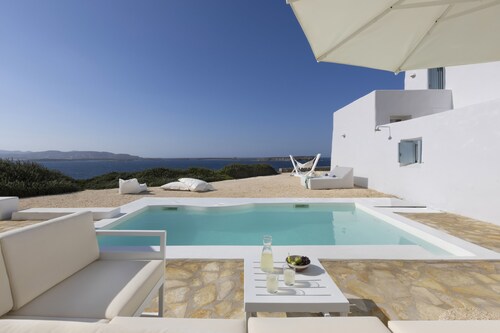 Private pool, Breathtaking Panoramic View to the Sea & Sunset