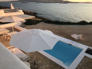 Pool - Private pool, Breathtaking Panoramic View to the Sea & Sunset (Paros)