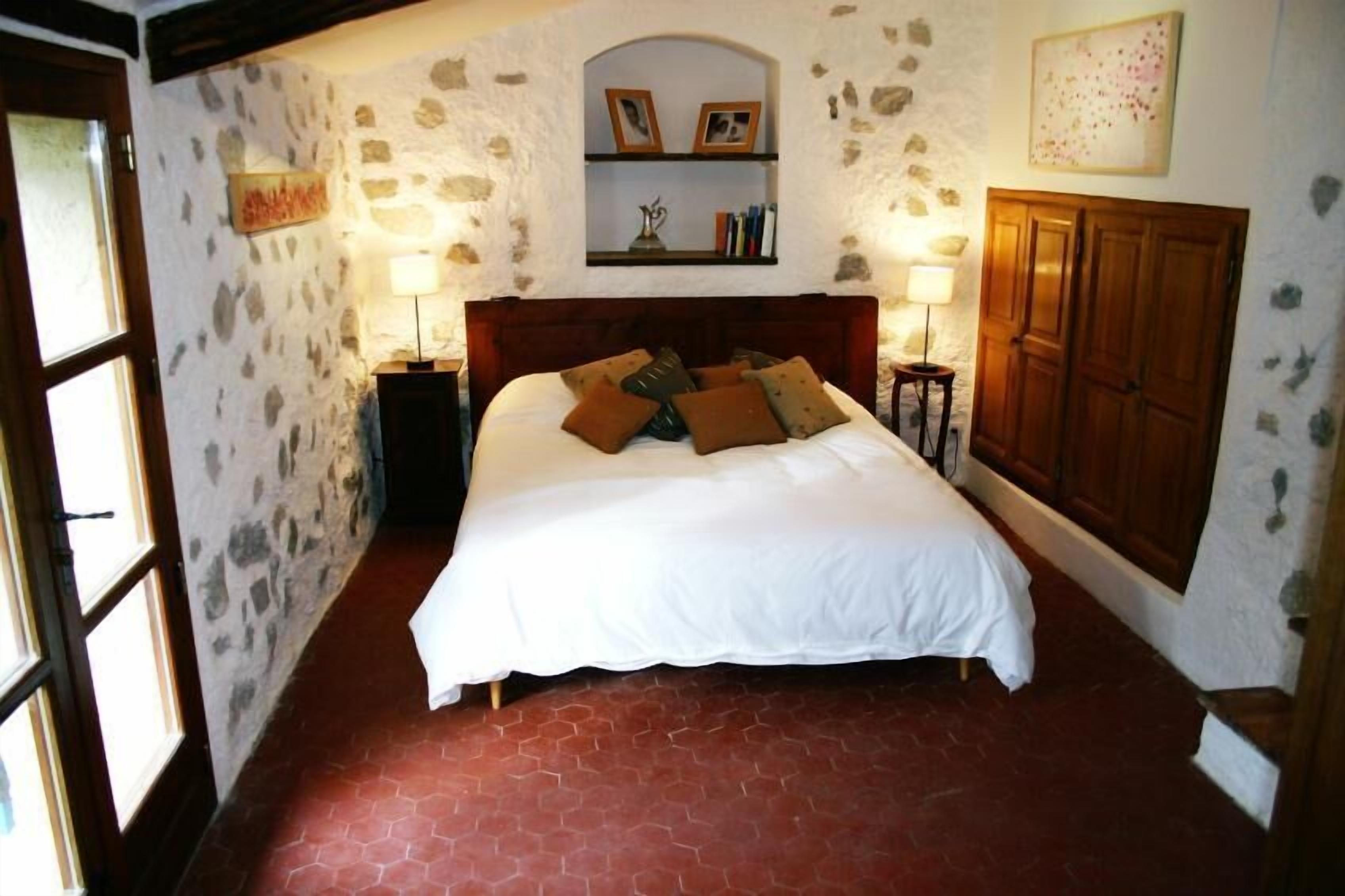 Renovated Old Mill in 3 Acres of Gardens on Village Edge