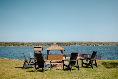  "Nuestro pequeño paraíso" Mira Waterfront Retreat 