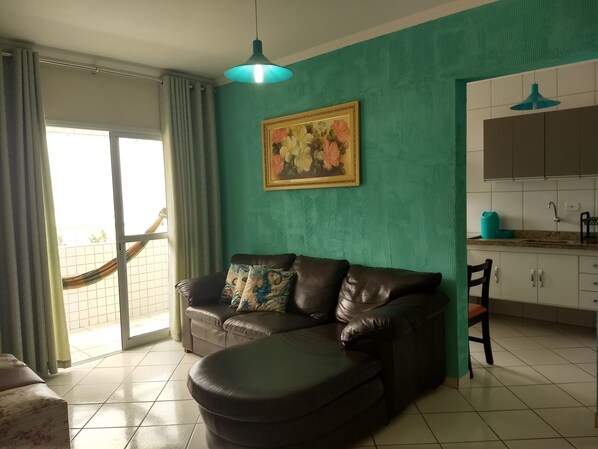 TV - 2 bedrooms with suite !!! FIT with full view of the beach !!! (Balneario Umurama)