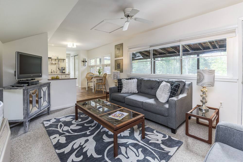 Elegant Country Estate Guest House