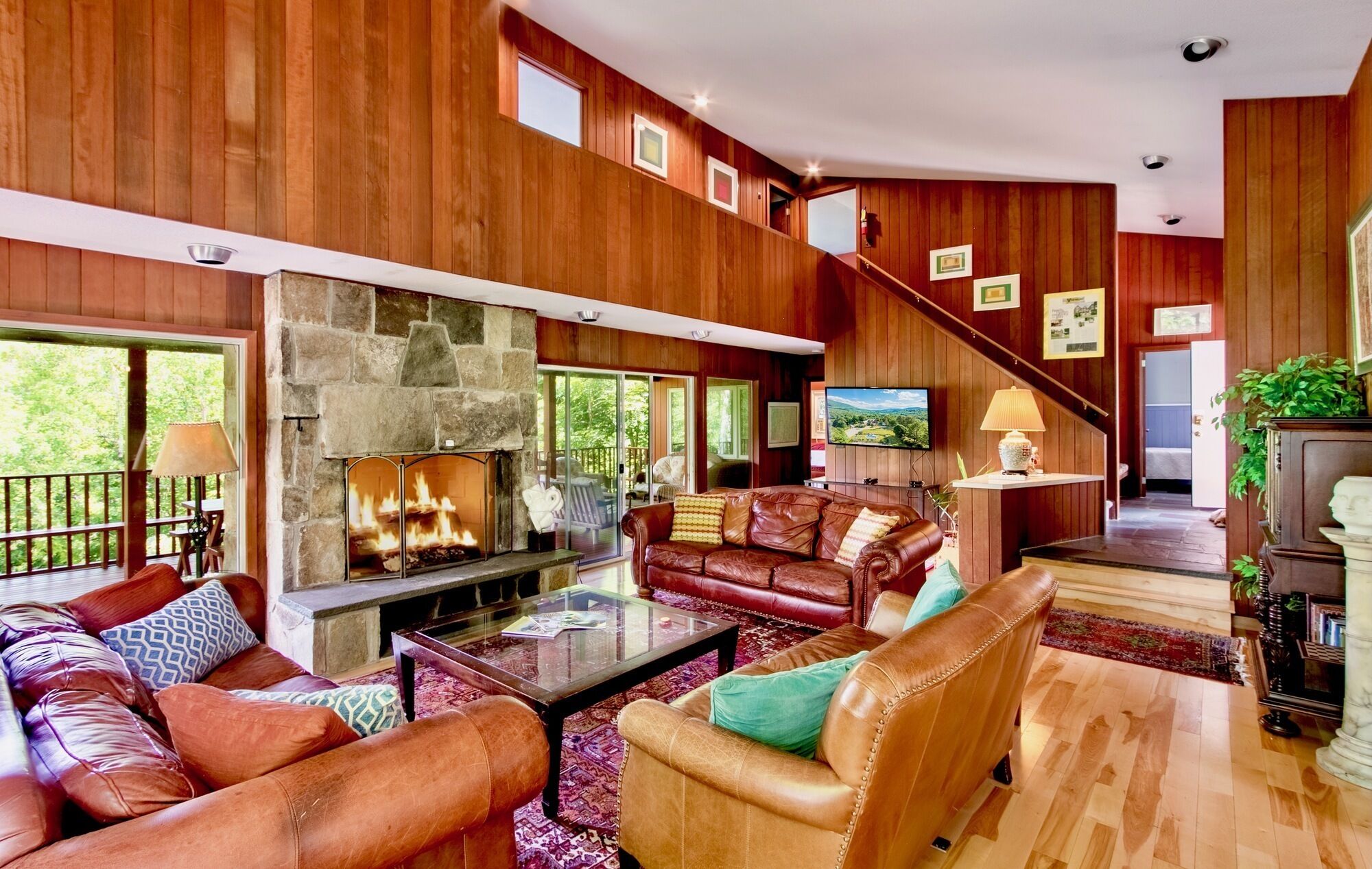 Best Family Reunion House: Huge covered deck, double height ceilings, great hang out space. Dogs welcome.