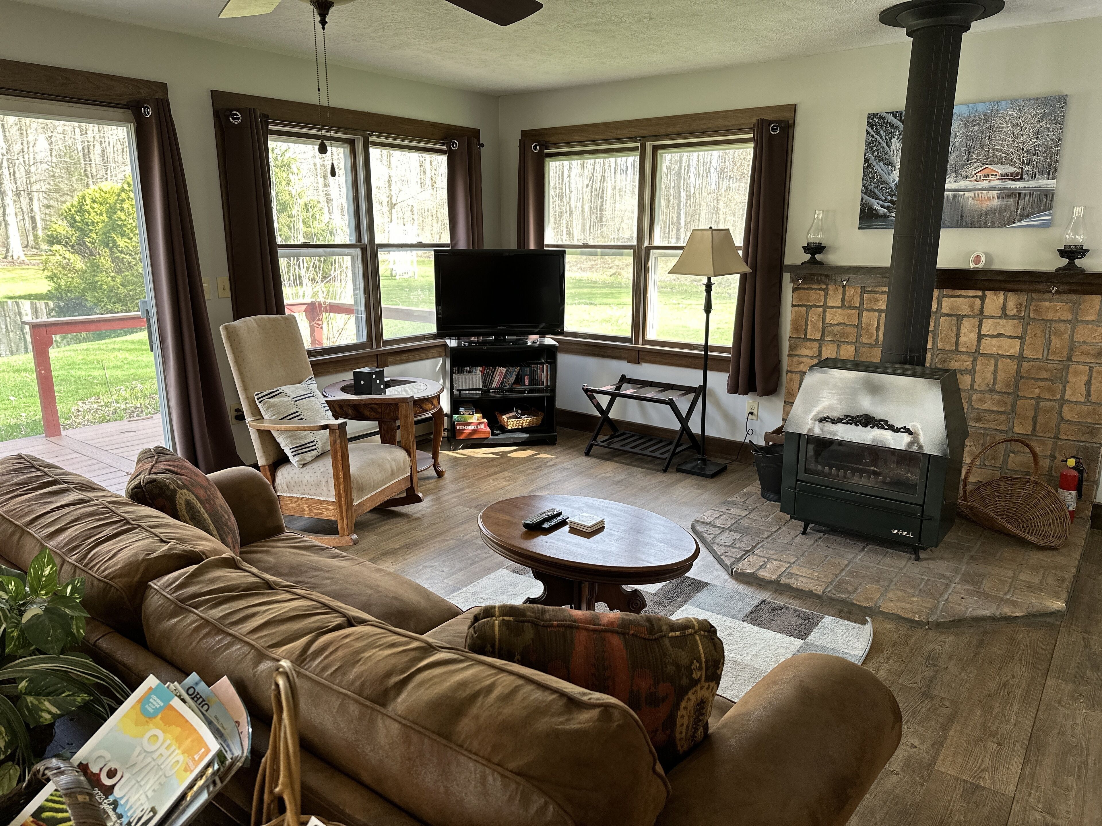 The Pond Cottage at Rustic River Retreats-quiet & secluded Wine Country getaway