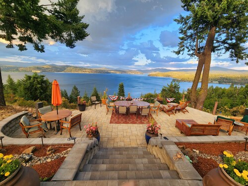 "LAKE SONG ESTATES" OVERLOOKING LAKE COEUR D ALENE