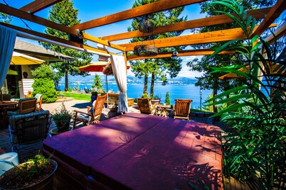 "LAKE SONG ESTATES" OVERLOOKING LAKE COEUR D ALENE