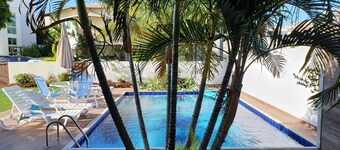 5 suites, swimming pool, air conditioning in all rooms in Paraiso dos Lagos, 