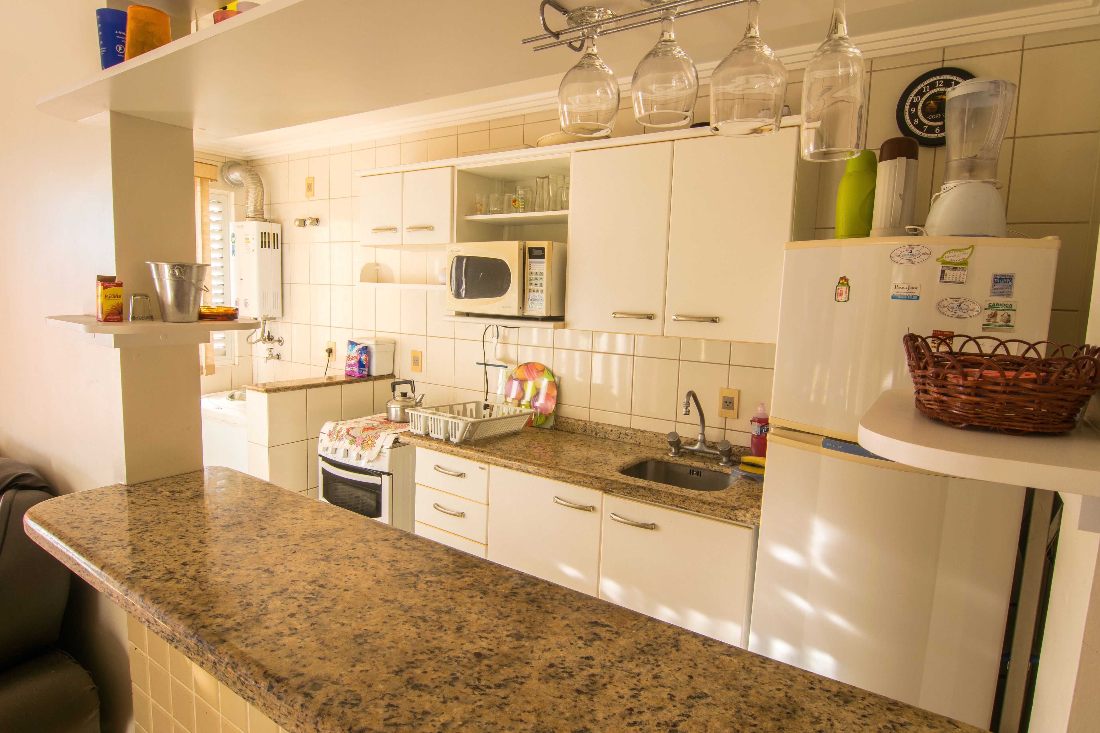 Apt 3Q suite Home office wi-fi 250 M split TVs Open Jurerê panoramic view