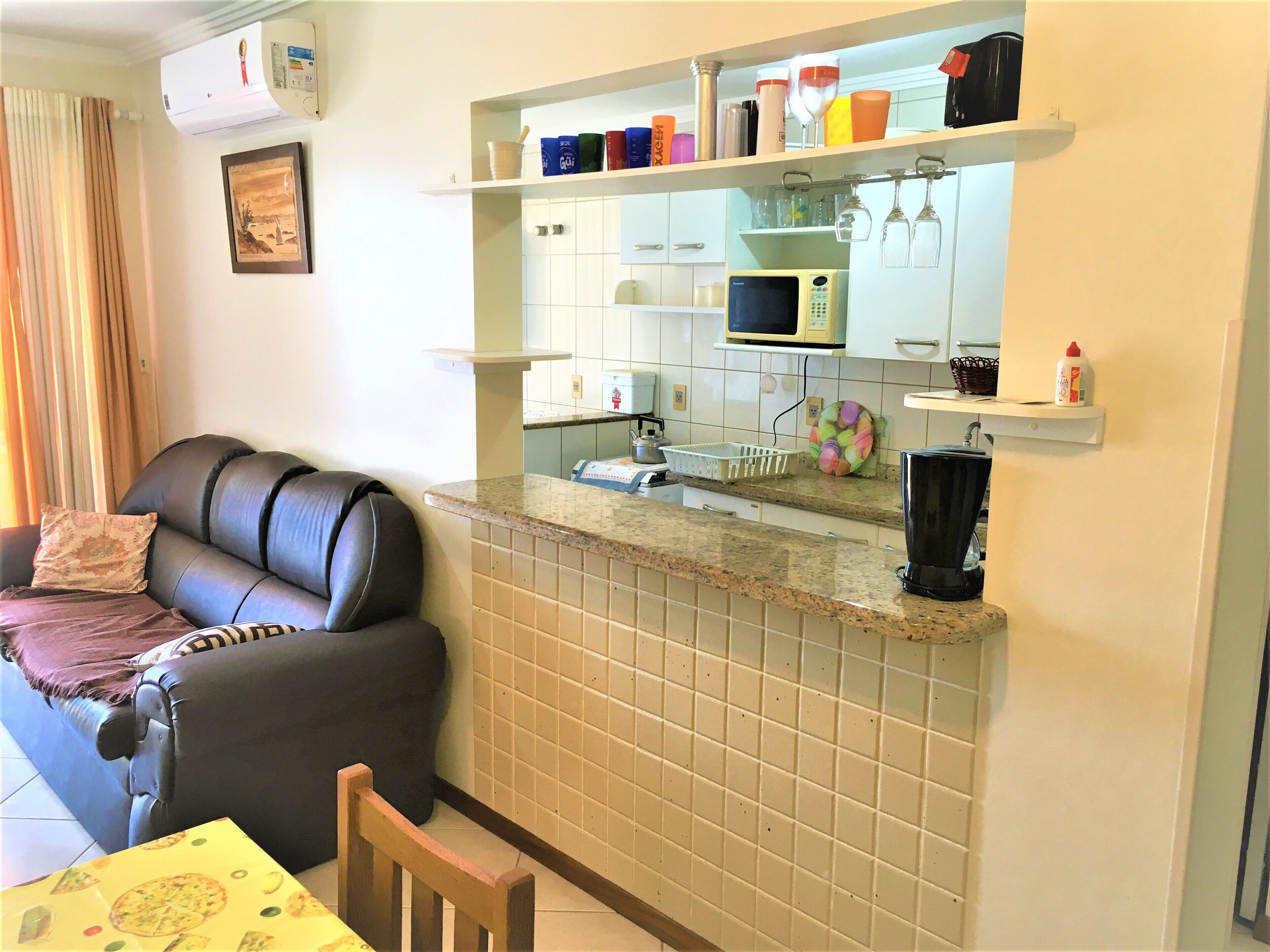 Apt 3Q suite Home office wi-fi 250 M split TVs Open Jurerê panoramic view