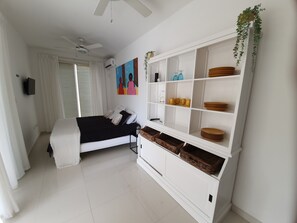 2 makuuhuonetta, tallelokero huoneessa, ilmainen Wi-Fi, vuodevaatteet