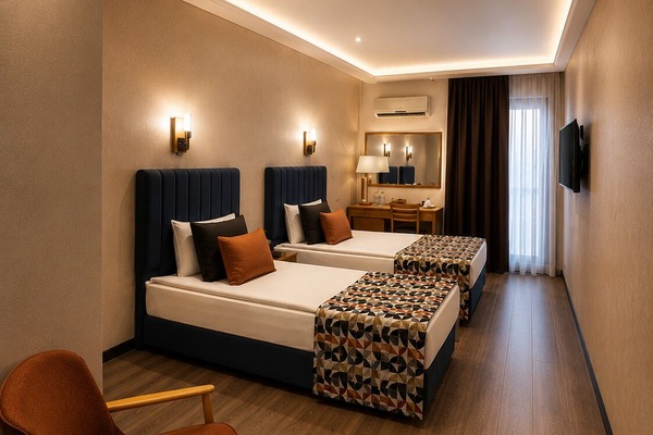 Twin Room | Desk, WiFi (free), bed sheets