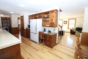 Interior - Beautifully Maintained 3BR Colonial Close to Forest Beach (1577) (South Chatham)