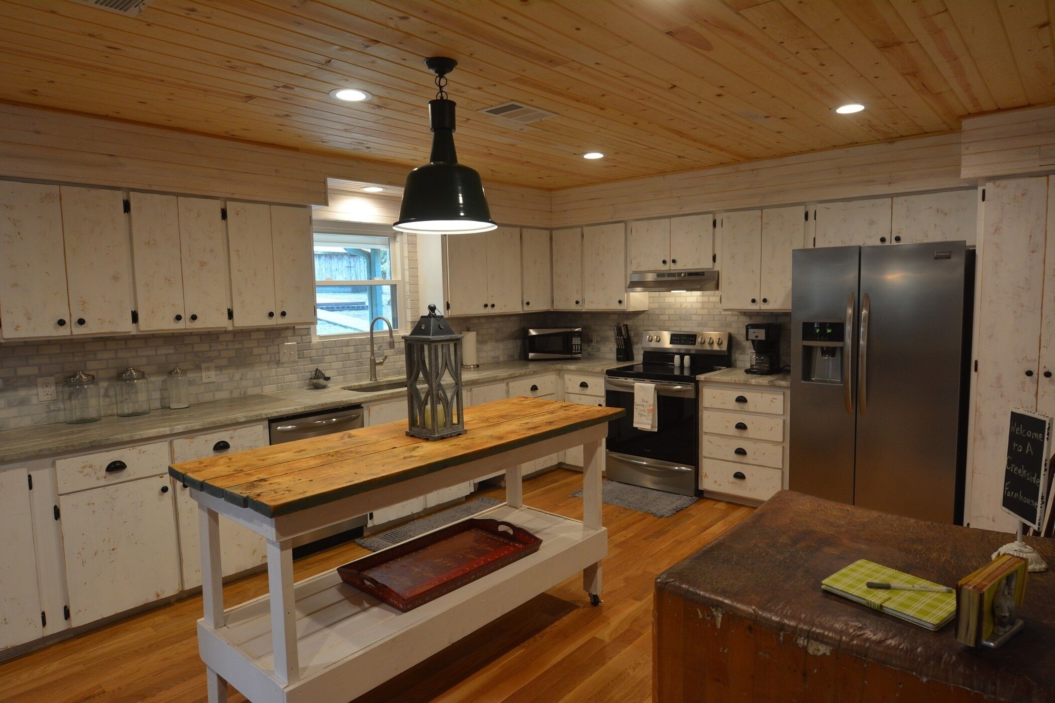 Creekside Farmhouse on Lone Man Creek. Perfect for family getaways and retreats.