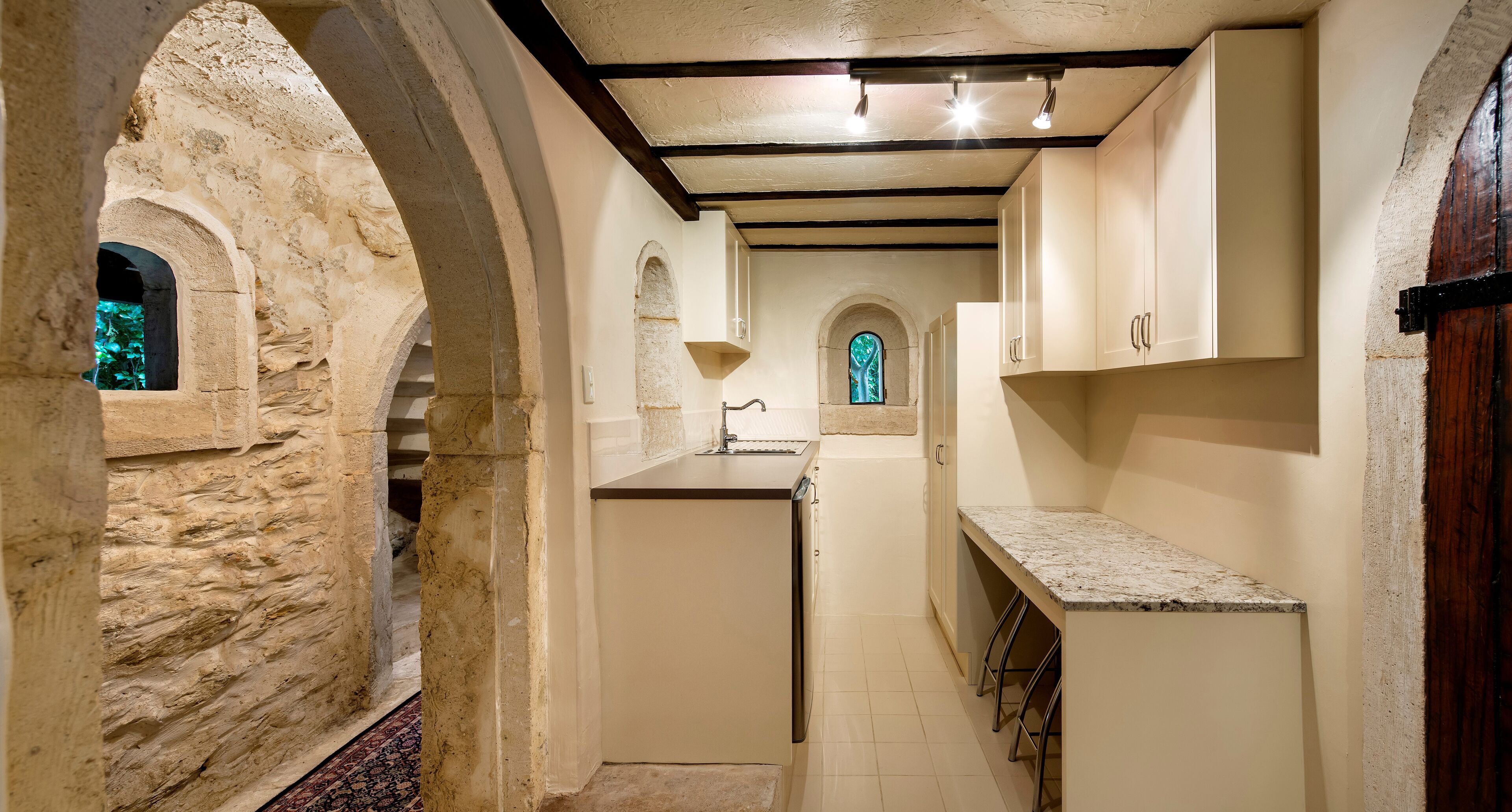 Castle Keep- Exceptionally Romantic  Escape for 2 with open log fire. — image 5