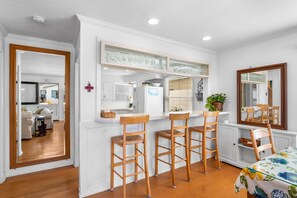 Dining - The Cottage on Balboa Island (Newport Beach)