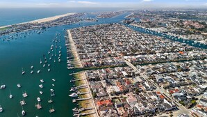 Unclassified image, 2 of 31, button - The Cottage on Balboa Island (Newport Beach)