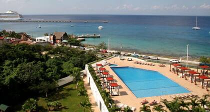 ¡Fechas de verano todavía abiertas! Con vista al mar, el único condominio de lujo de 4 habitaciones en Palmar