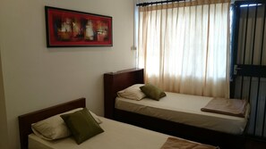 4 bedrooms, iron/ironing board, free WiFi, bed sheets - Homey 55 Cottage (Kuching)