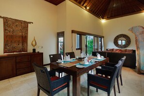 Dining - 2 Bedroom Modern Minimalist Pool Villa Canggu near Echo Beach (Canggu)