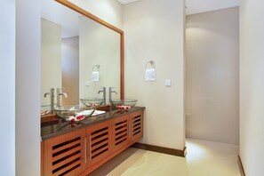 Interior - 2 Bedroom Modern Minimalist Pool Villa Canggu near Echo Beach (Canggu)