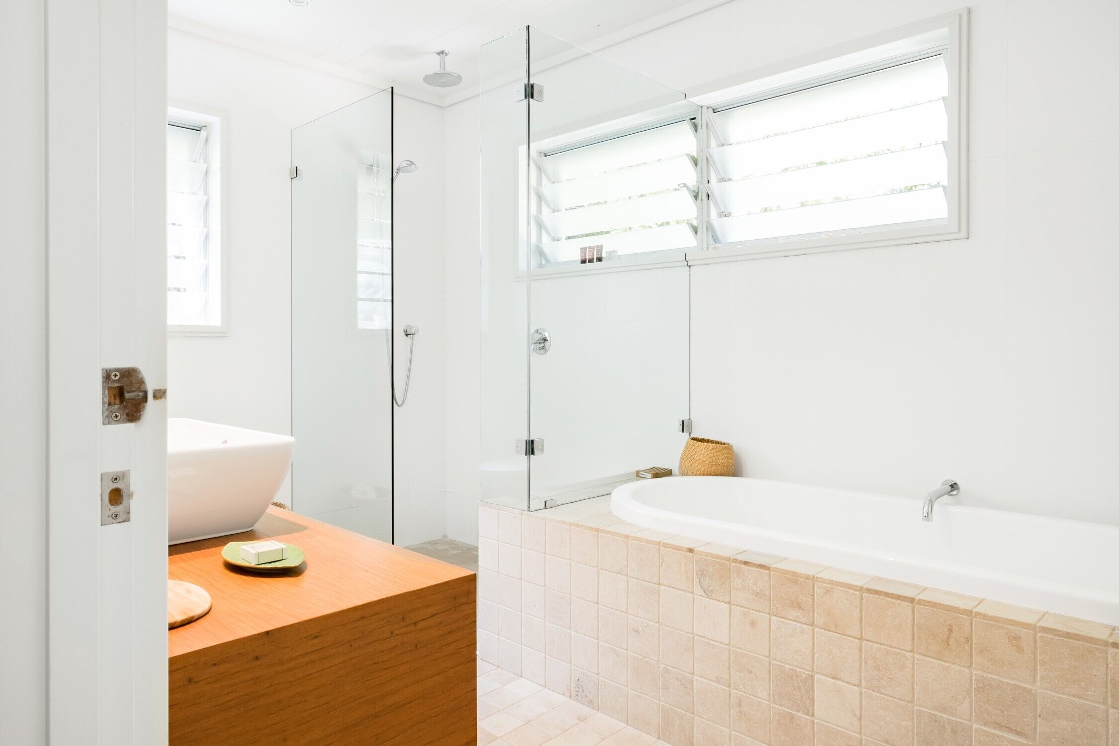 Spectacular Family Hideaway — image 20