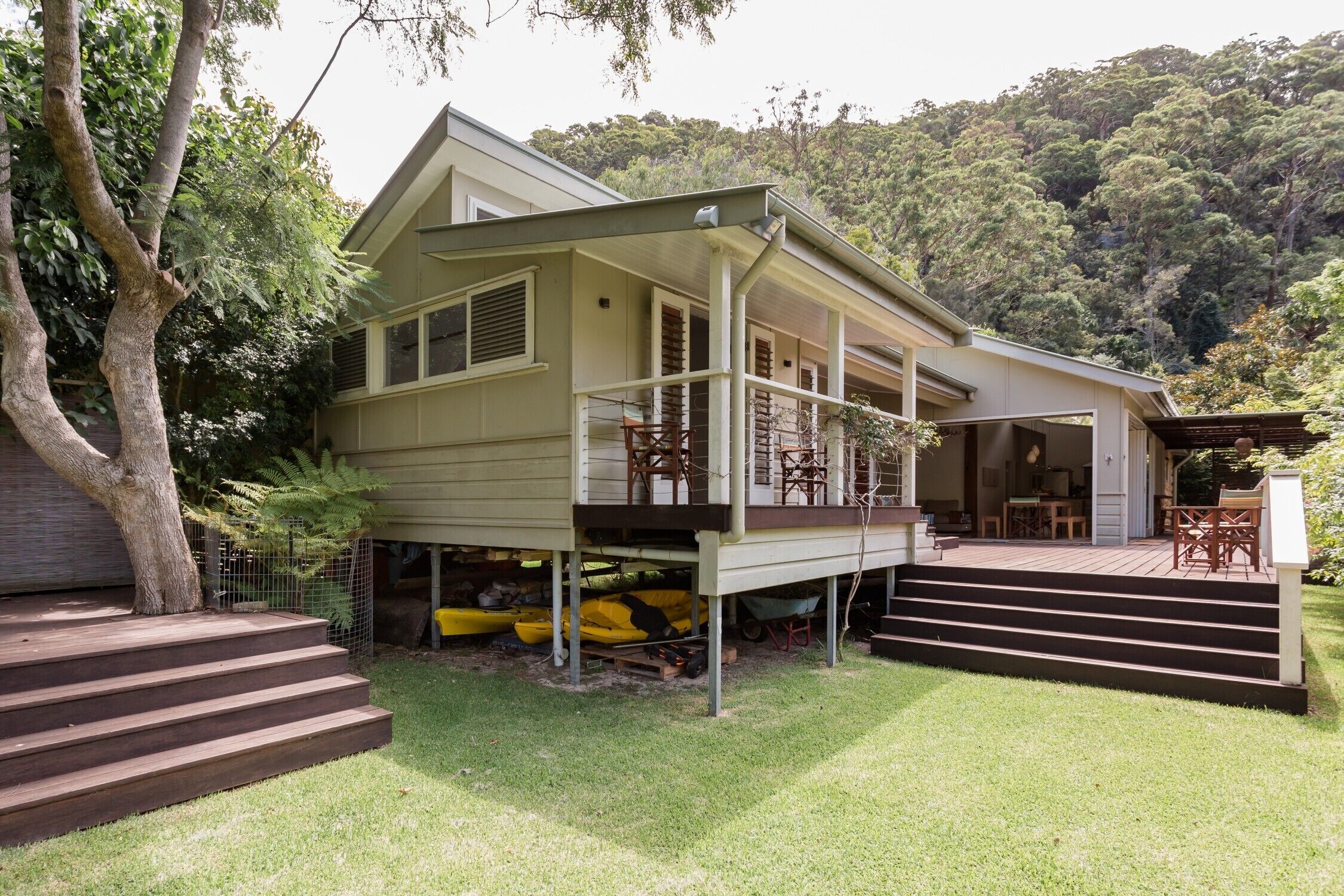 Spectacular Family Hideaway — image 6