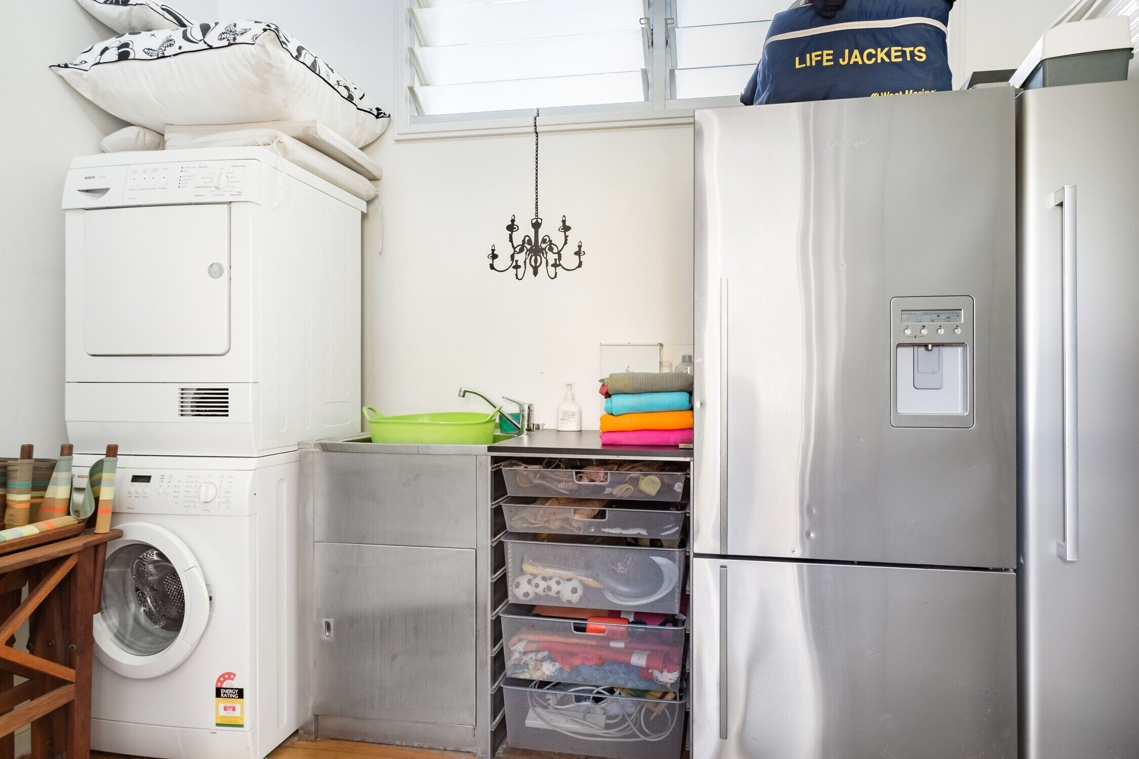 Spectacular Family Hideaway — image 8