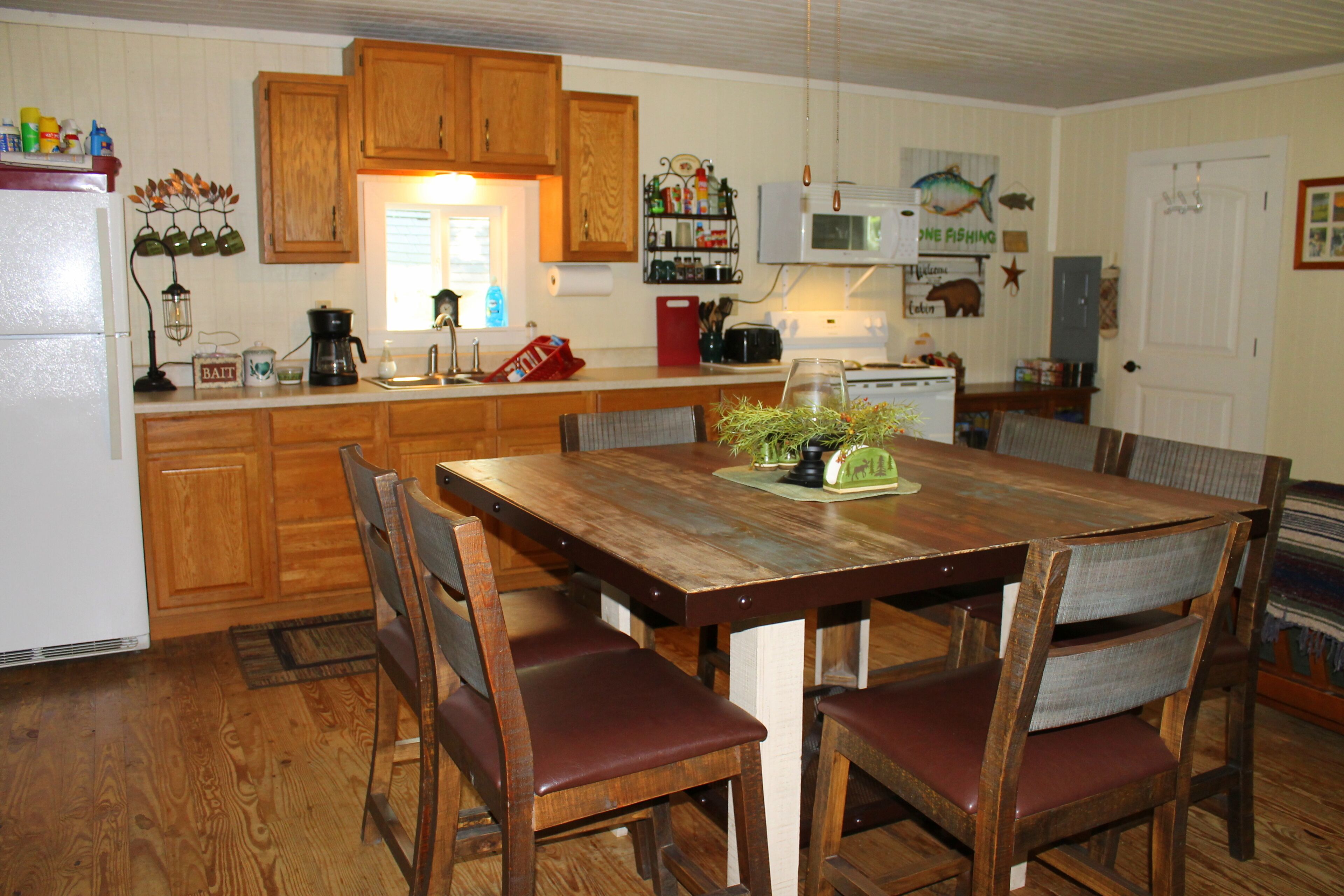 Oak Haven Lakeside Cottages - Private Vacation Rental On Beautiful Lake Murvaul