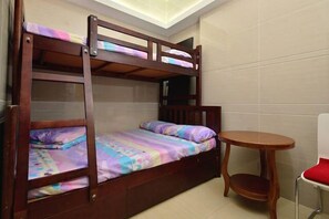 1 bedroom, in-room safe, free WiFi, bed sheets