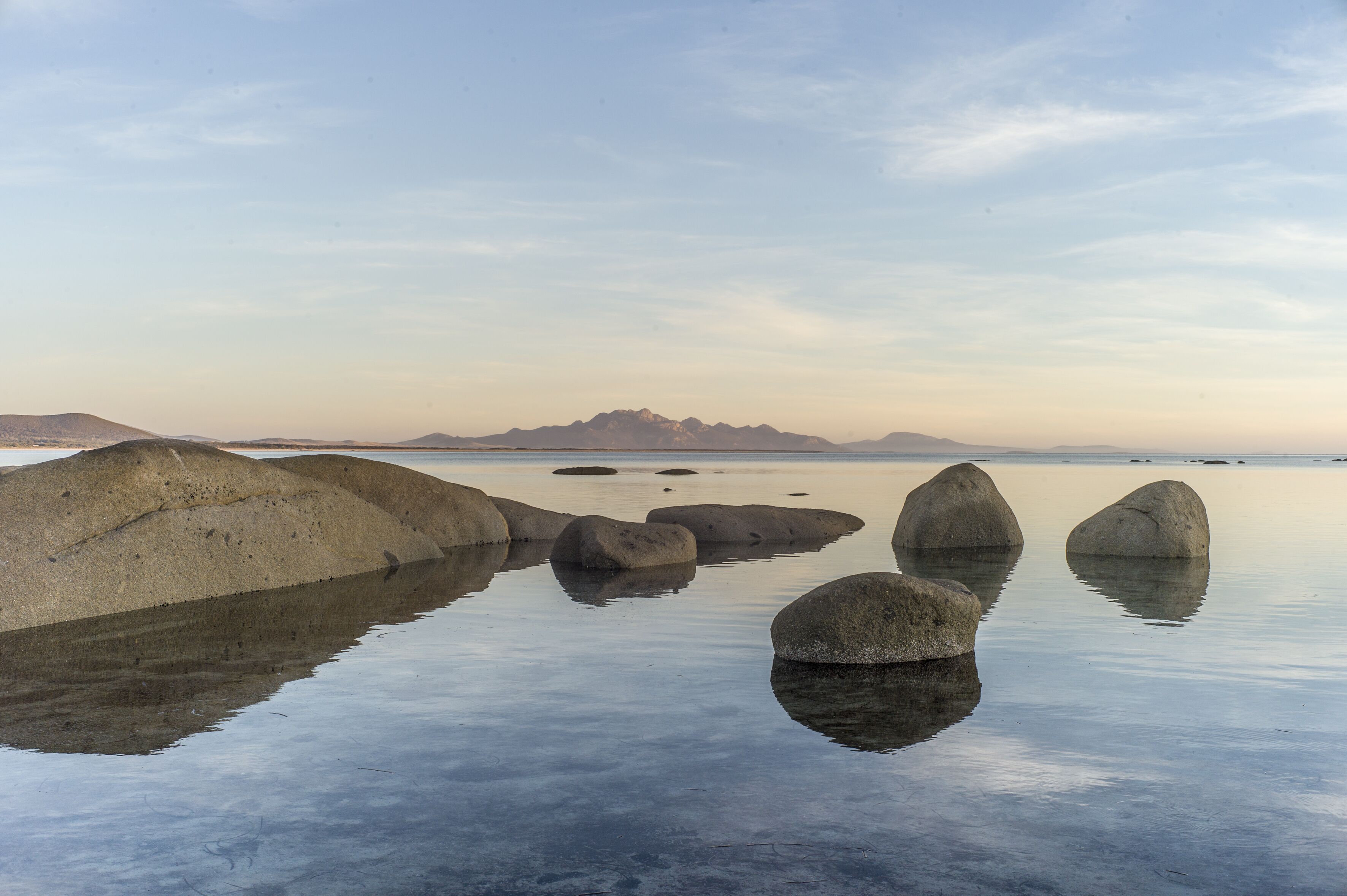Sawyers Bay Shacks (small shack) — image 6
