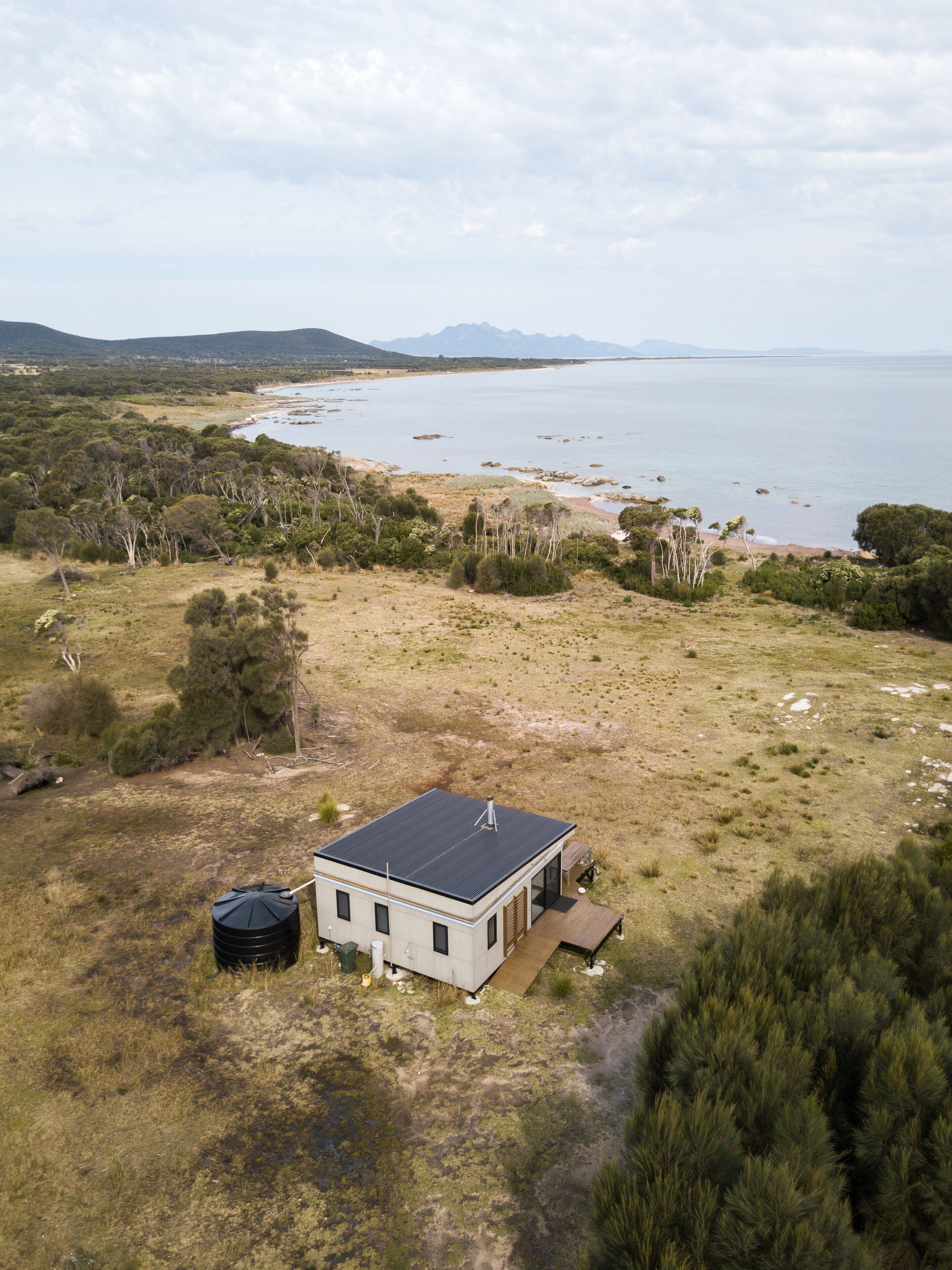 Sawyers Bay Shacks (small shack) — image 16