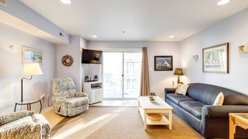 Smart TV, video games, DVD player, ping pong