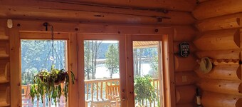 Vermont Lake Front Log Cabin Close to Mt. Snow