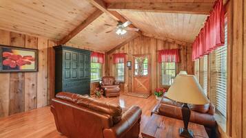 Smart TV, DVD player, ping pong, video library