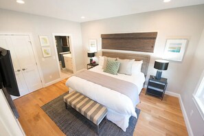 2 soverom, strykejern/-brett og internettilgang