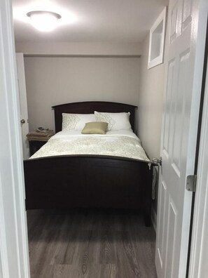 2 bedrooms, individually furnished, soundproofing, iron/ironing board