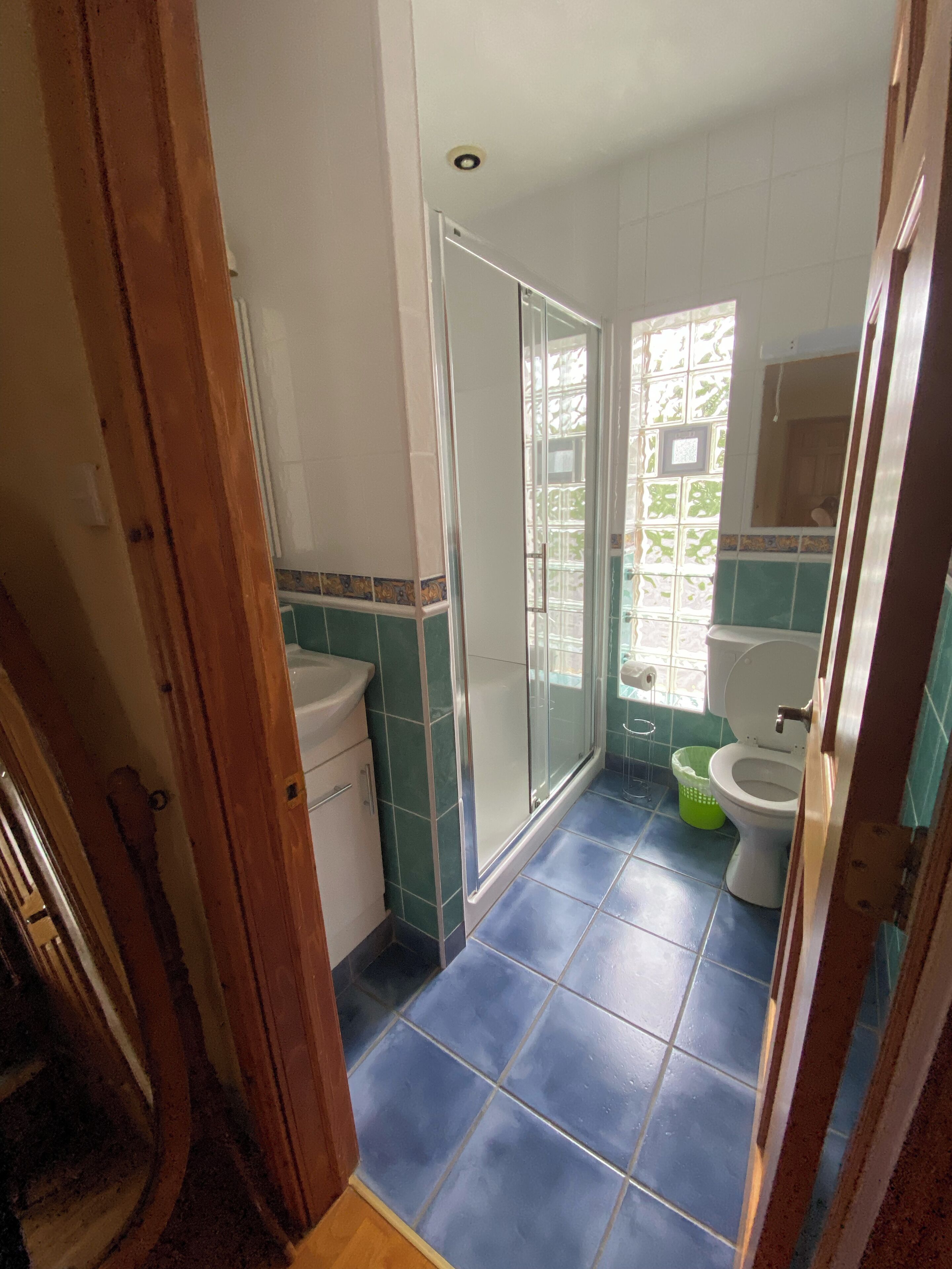 Charming Country Home, Near Scenic Seaside Westport Town  