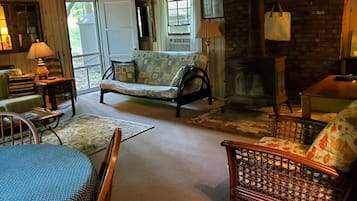 Smart TV, DVD player, books, video library