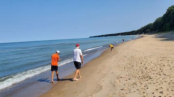 Beach nearby, sun loungers