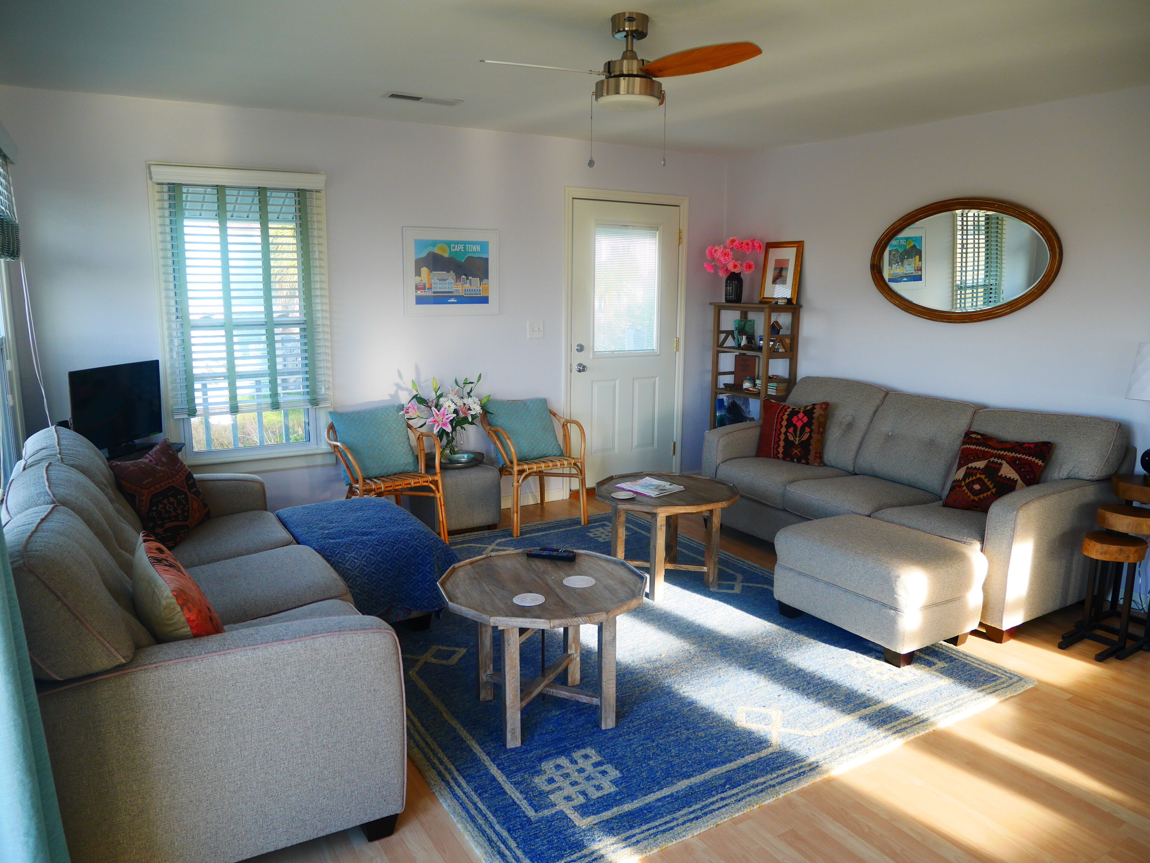 Cottage by Folly Beach with water views