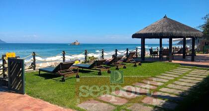 Juquehy Sea Front Condominium 84: best location