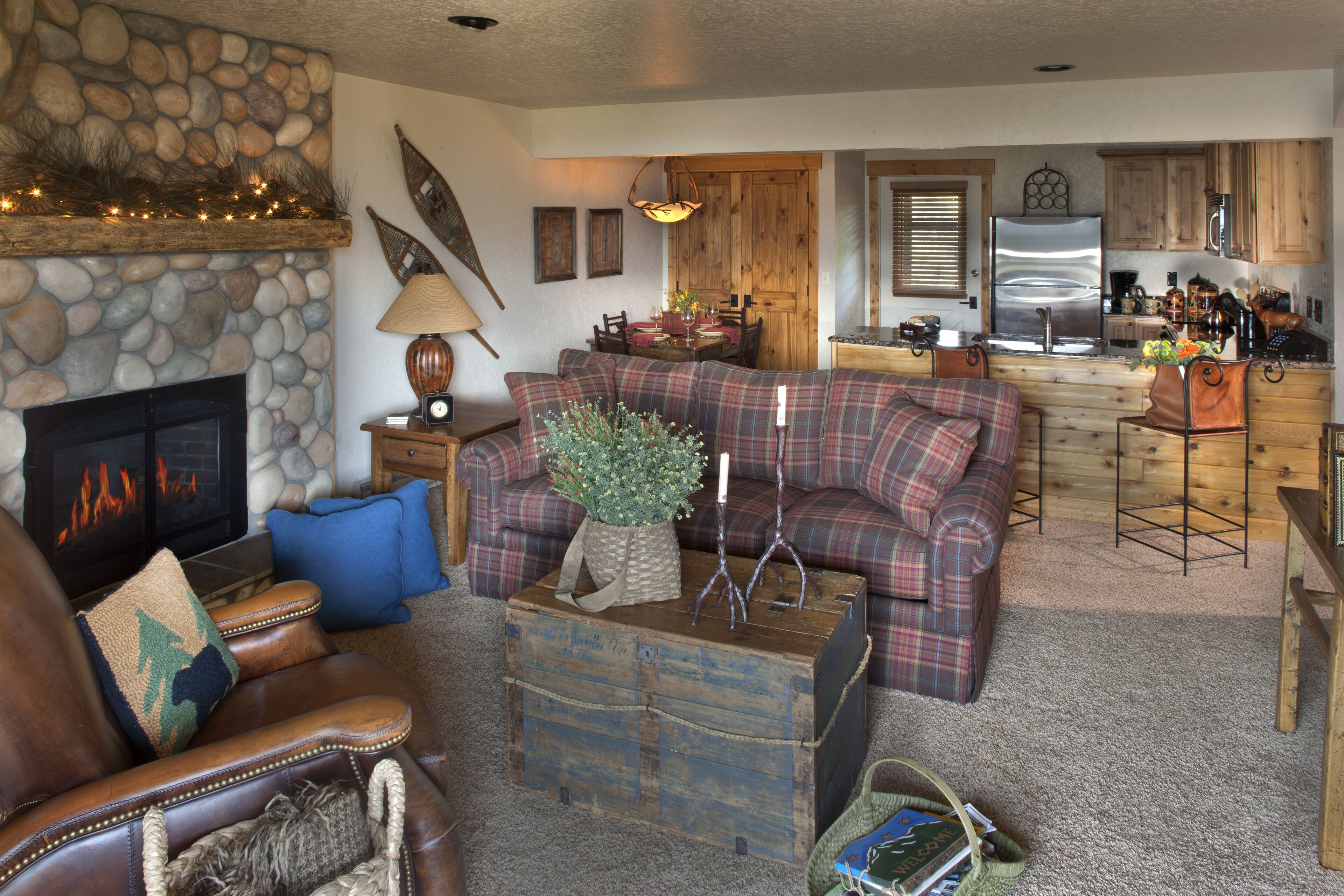 Luxury Lakeview Condo